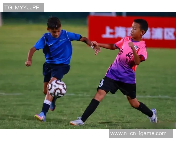 足球小将的故事与角色解析以及对青少年足球发展的影响